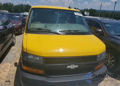 2021 Chevrolet Express G2500 from USA, damaged, VIN 1GCWGAFP5M1167941